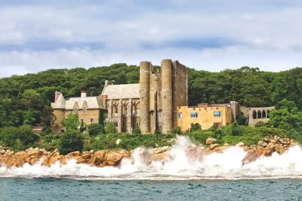 what to do in Rockport MA - hammond castle